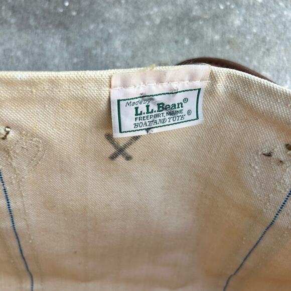 Vtg. LL Bean Boat & Tote XL Zipper Top Canvas Red Trim W/Leather Handles - Picture 6 of 8